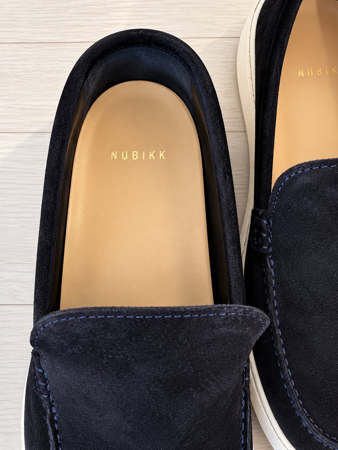 Nubikk Loafers Donkerblauw suède - Maat 41, Ophalen of Verzenden, Zo goed als nieuw, Blauw, Loafers