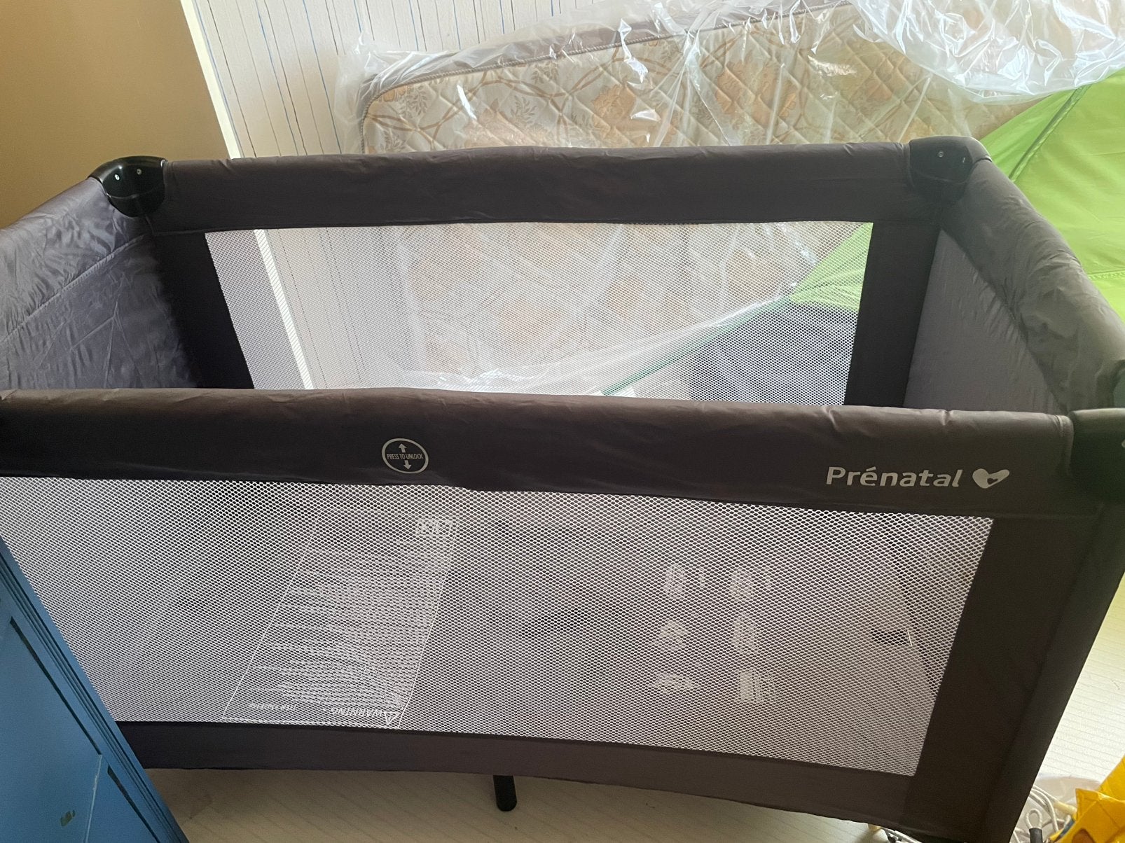 Campingbed Prenatal inclusief matras, Ophalen, Zo goed als nieuw, Reisbedje