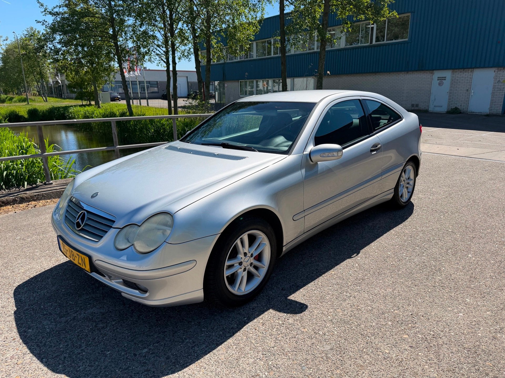 Mercedes-Benz C-klasse Sportcoupé 180!2002!Automaat!Airco!L, Auto's, Gebruikt, 4 cilinders, 129 pk, 4 stoelen