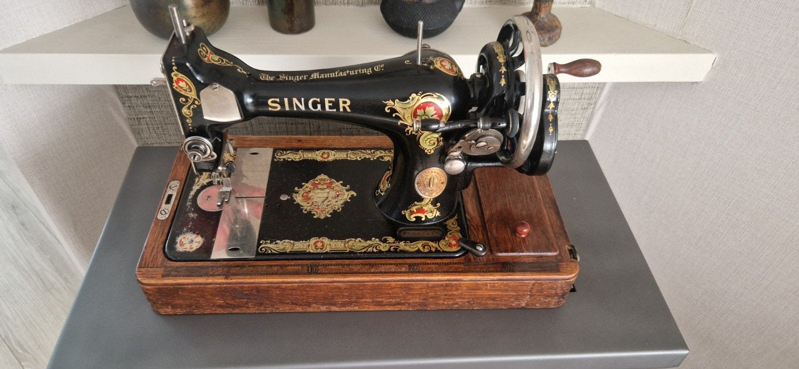 Antieke Singer Handnaaimachine met Houten Koffer, Ophalen