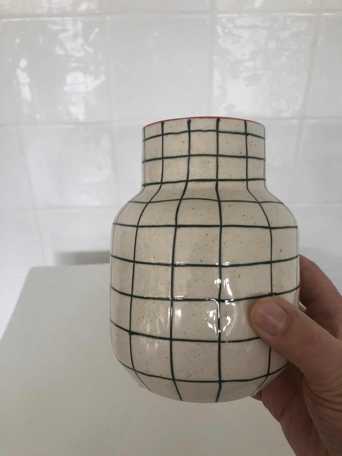 Redoute vaasje, Verzenden, Zo goed als nieuw, Rood