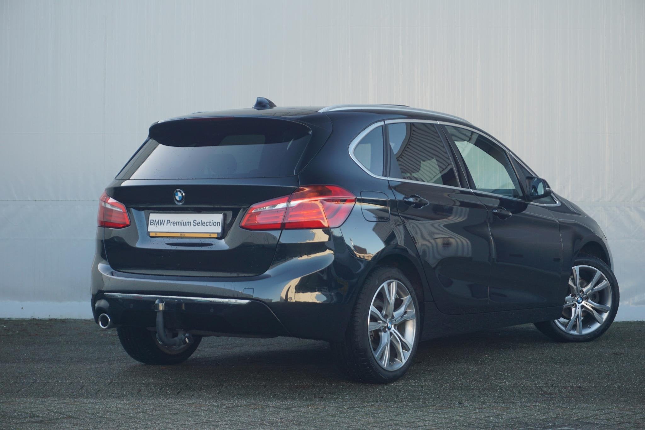 BMW 2 Serie Active Tourer 218i | Luxury Line | Panoramadak |, Gebruikt, Met garantie (alle), Zwart, Origineel Nederlands