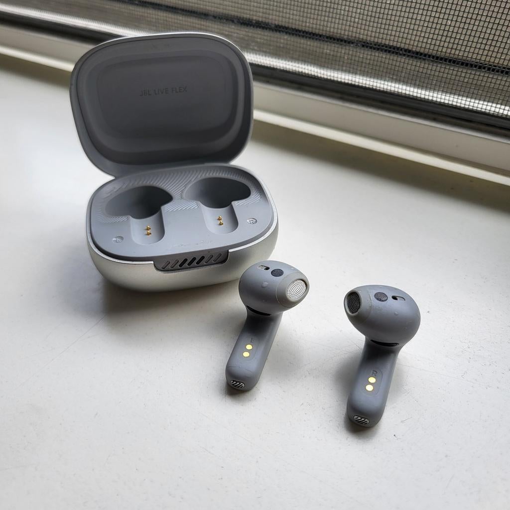 JBL LIVE Flex Draadloze Oortjes - Grijs, Ophalen of Verzenden, Zo goed als nieuw, Overige merken, Draadloos