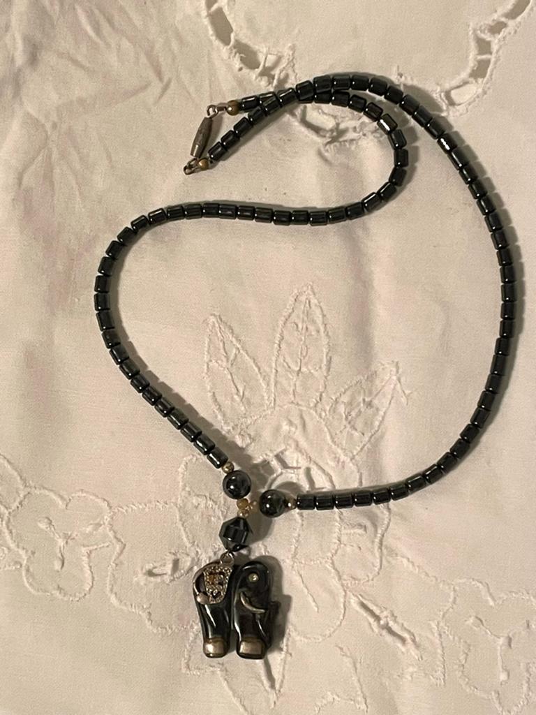 Vintage Ketting met Olifant Hanger - Zwart/Zilver, Gebruikt, Zwart, Ophalen of Verzenden, Overige materialen