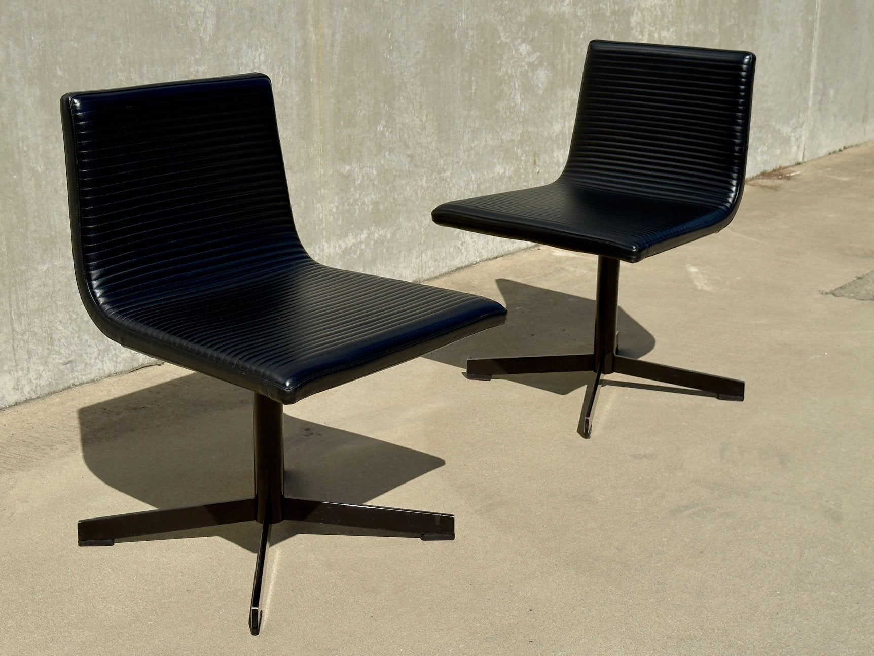 set van 4 B&B Italia leren draaistoelen design V. van Duysen, Gebruikt, |, Zwart, Ophalen of Verzenden
