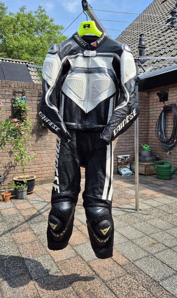 Dainese Leren Motorpak 2-delig - Maat 48 (Zwart/Wit/Grijs), Motoren, Dainese, Ophalen of Verzenden, Tweedehands, Heren