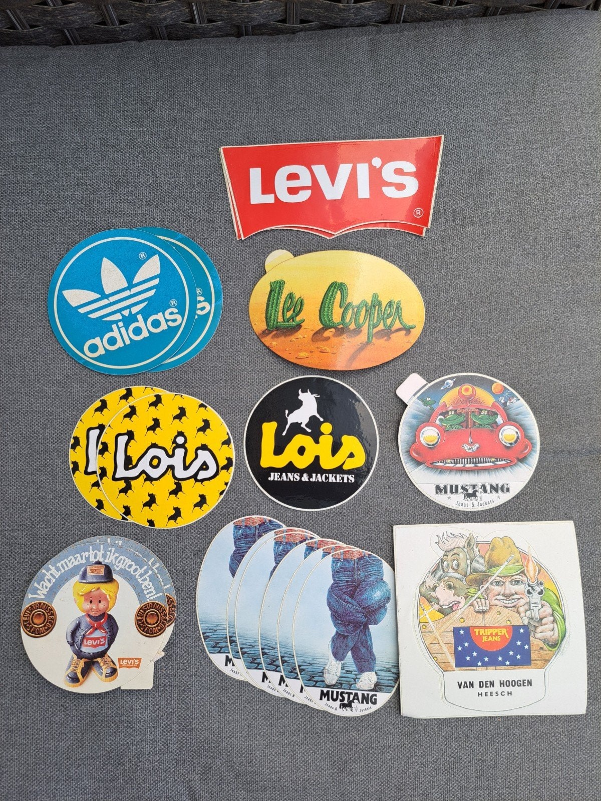 vintage kleding merk stickers, Verzamelen, Ophalen of Verzenden, Zo goed als nieuw
