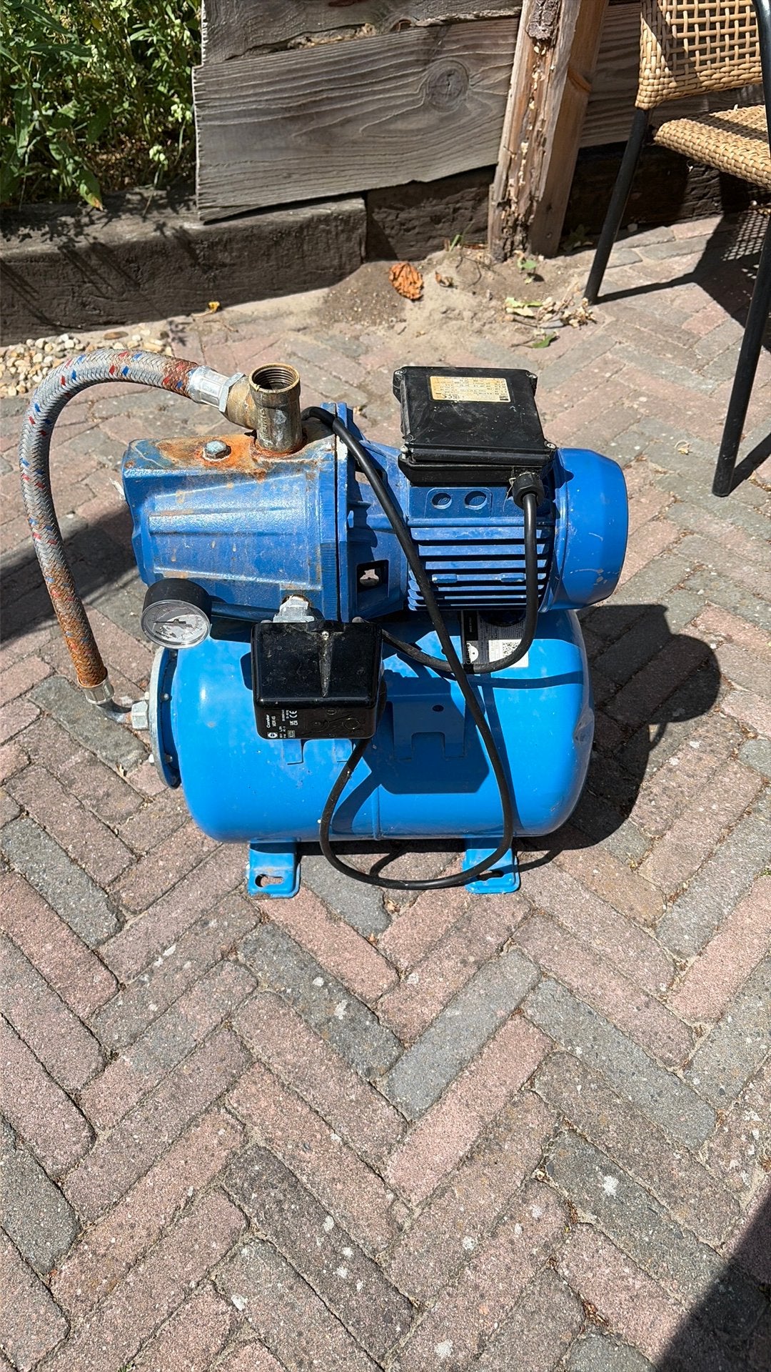 Aga hydrofoor tuinpomp, Ophalen, Gebruikt
