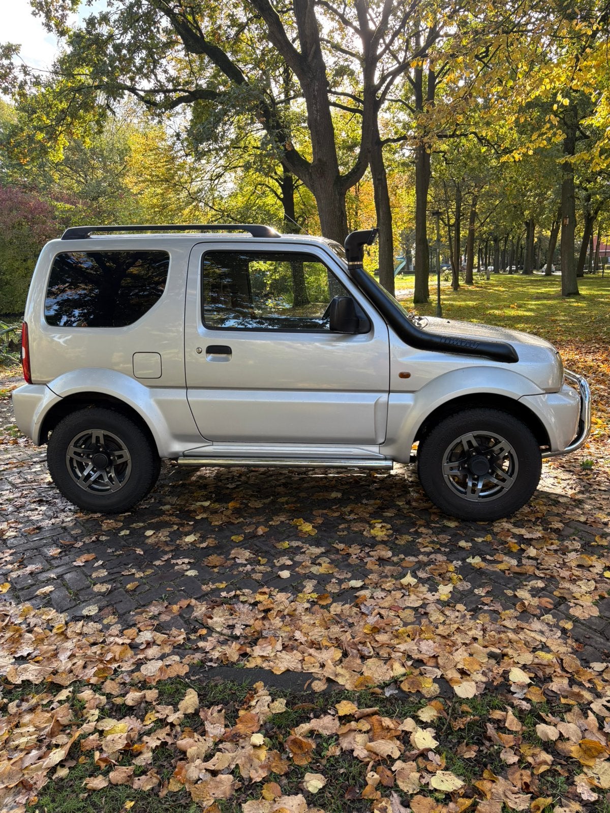 Suzuki Jimny 1.3 JX 4WD 2002 Grijs, 13 km/l, 40 €/maand, 4 cilinders, 4 stoelen