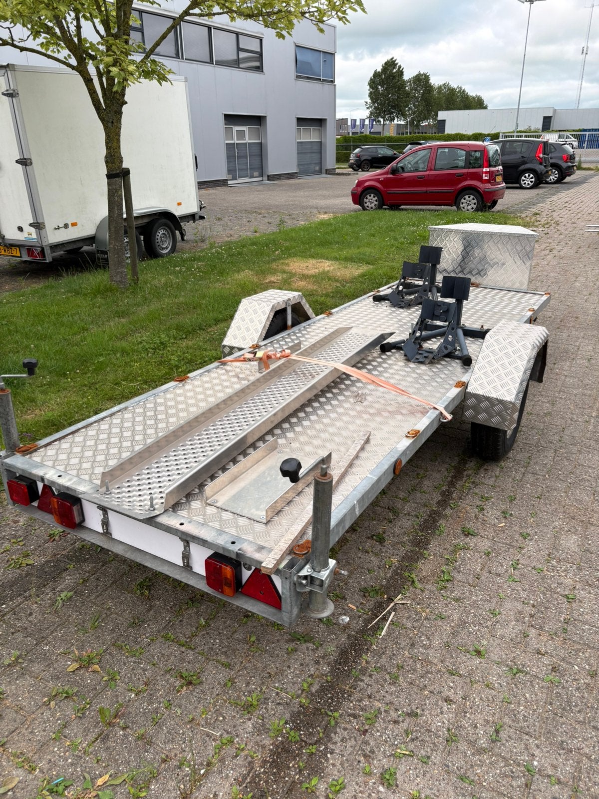 Motoraanhanger op maat | 2 motoren | Aluminium, Ophalen, Gebruikt