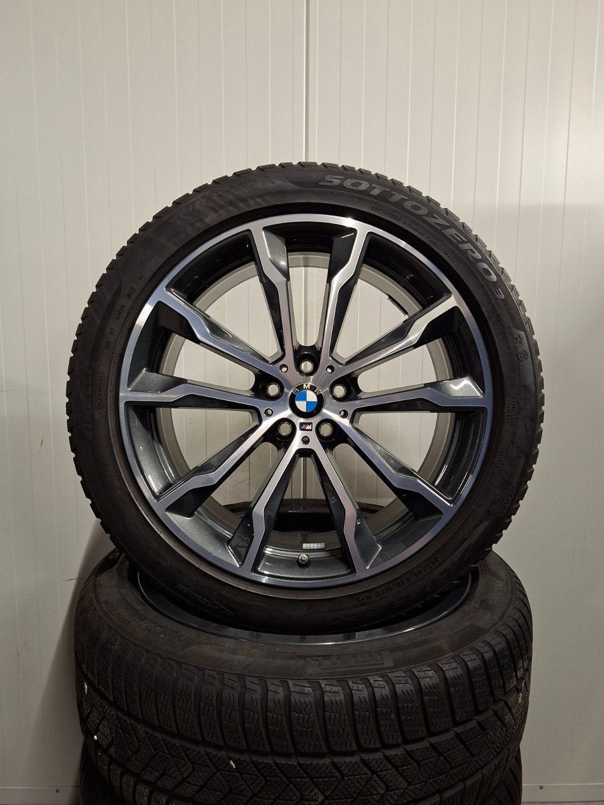 20' BMW X3 G01 X4 G02 Styling 699M met winterbanden BTW, 245 mm, Banden en Velgen, Personenwagen, 20 inch