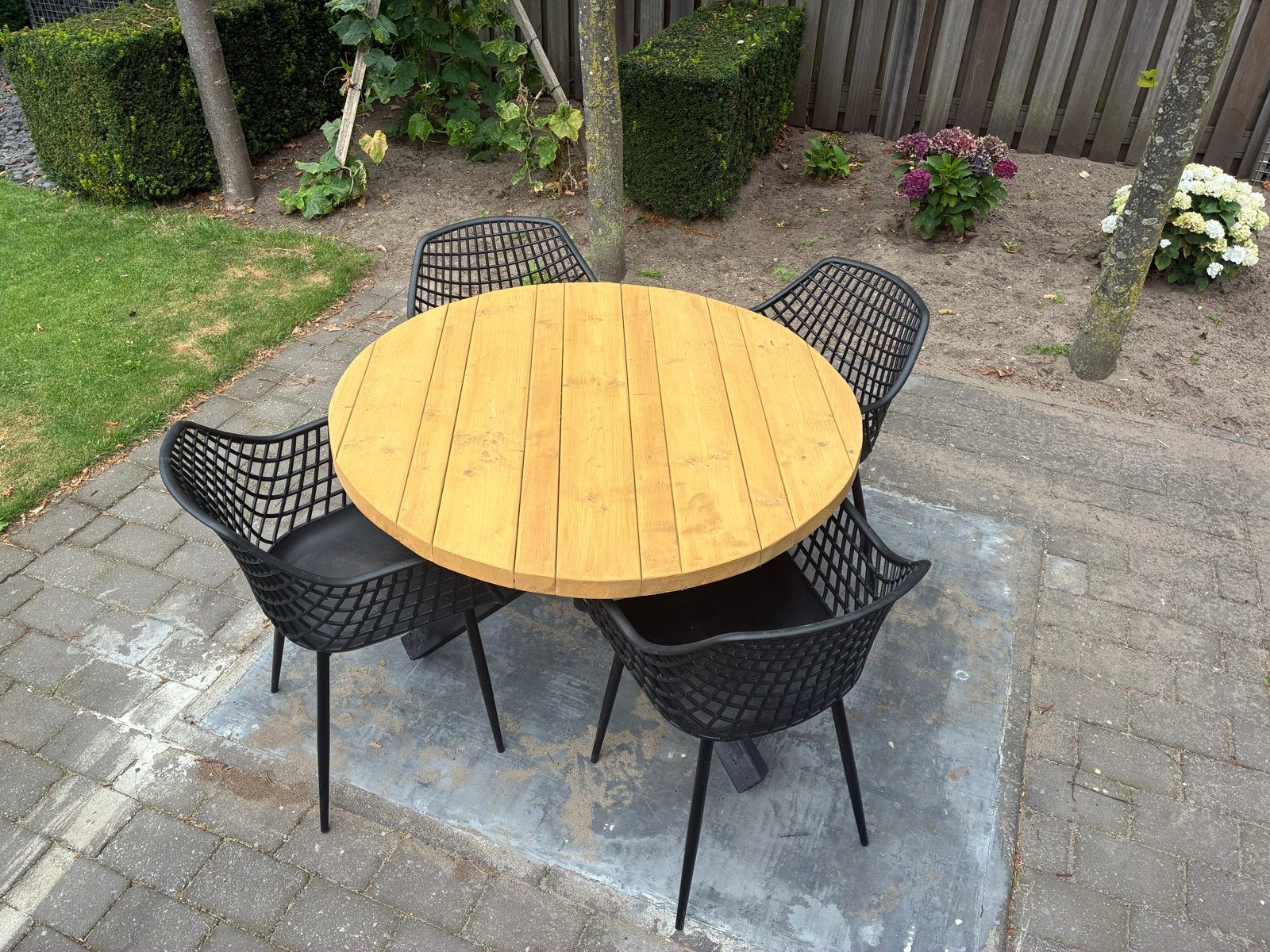 Ronde houten tuintafel - perfect voor buiten, Ophalen, Nieuw, Rond, Hout