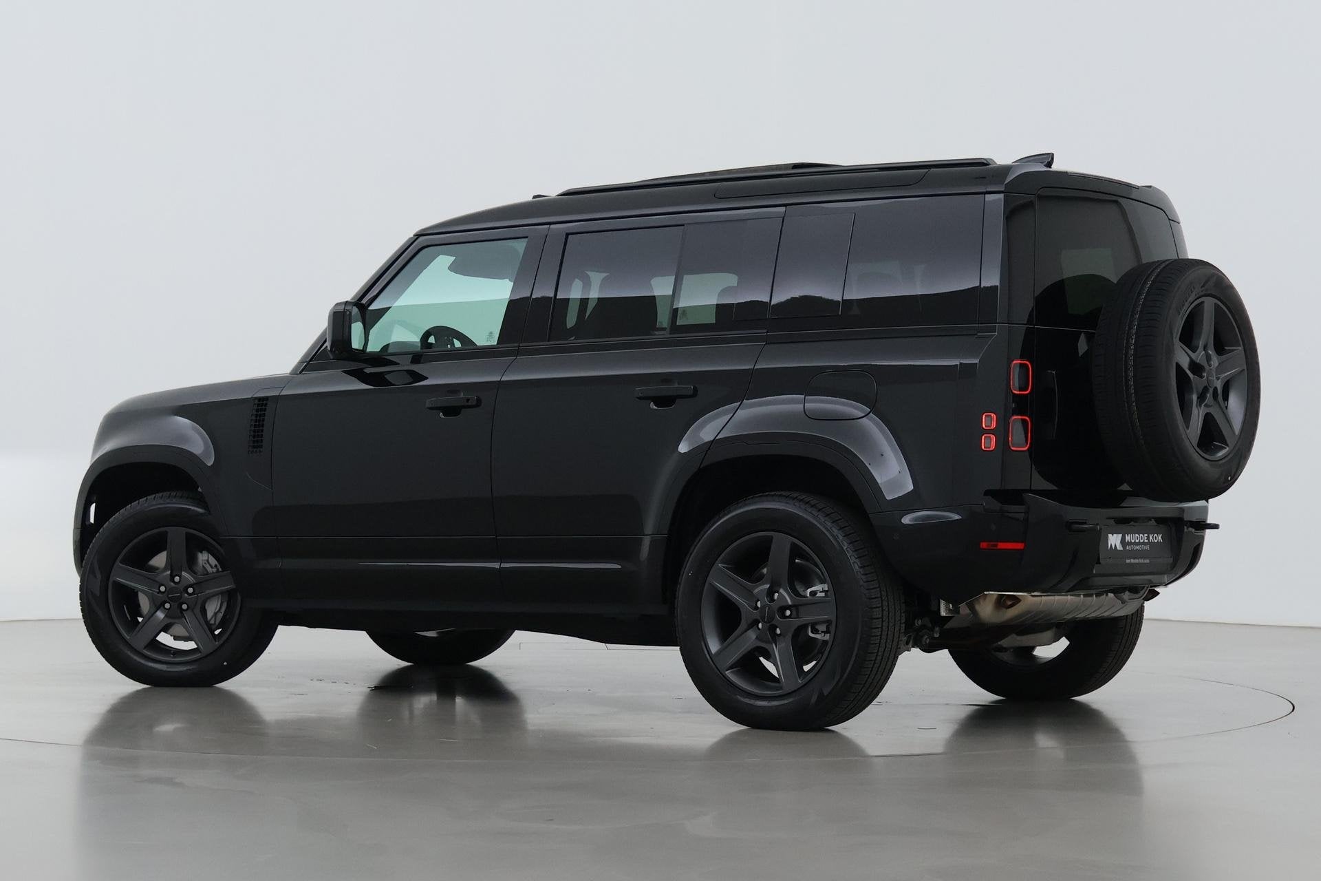 Land Rover Defender 110 P300e X-Dynamic SE | FACELIFT | Luch, Automaat, Gebruikt, 4 cilinders, 150 min