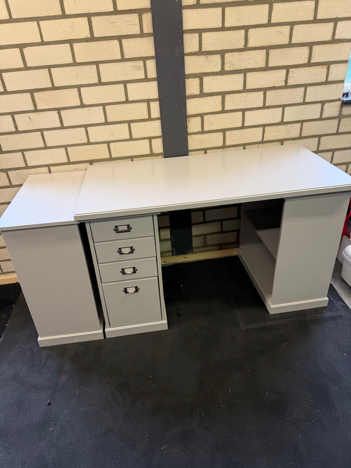 Ikea Bureau Lichtgrijs met Lades en Opbergruimte, Ophalen, Gebruikt, Met lades, IKEA