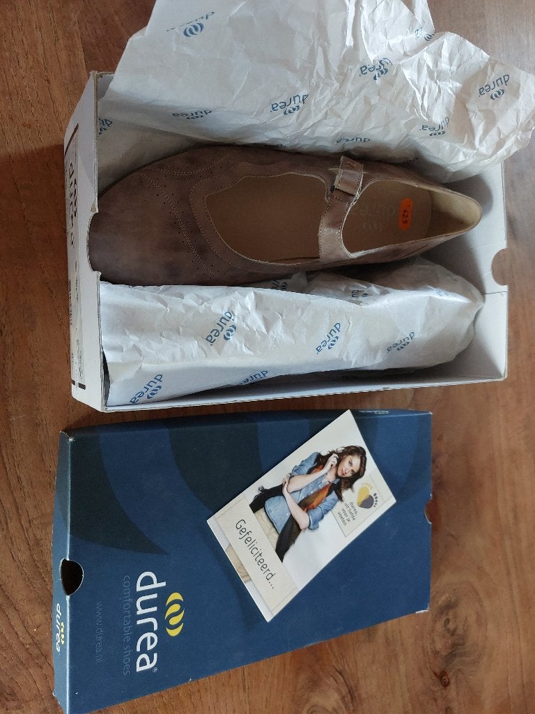 Durea dames schoenen maat 42.5, Kleding | Dames, Durea, Schoenen met lage hakken, Overige kleuren, Ophalen of Verzenden