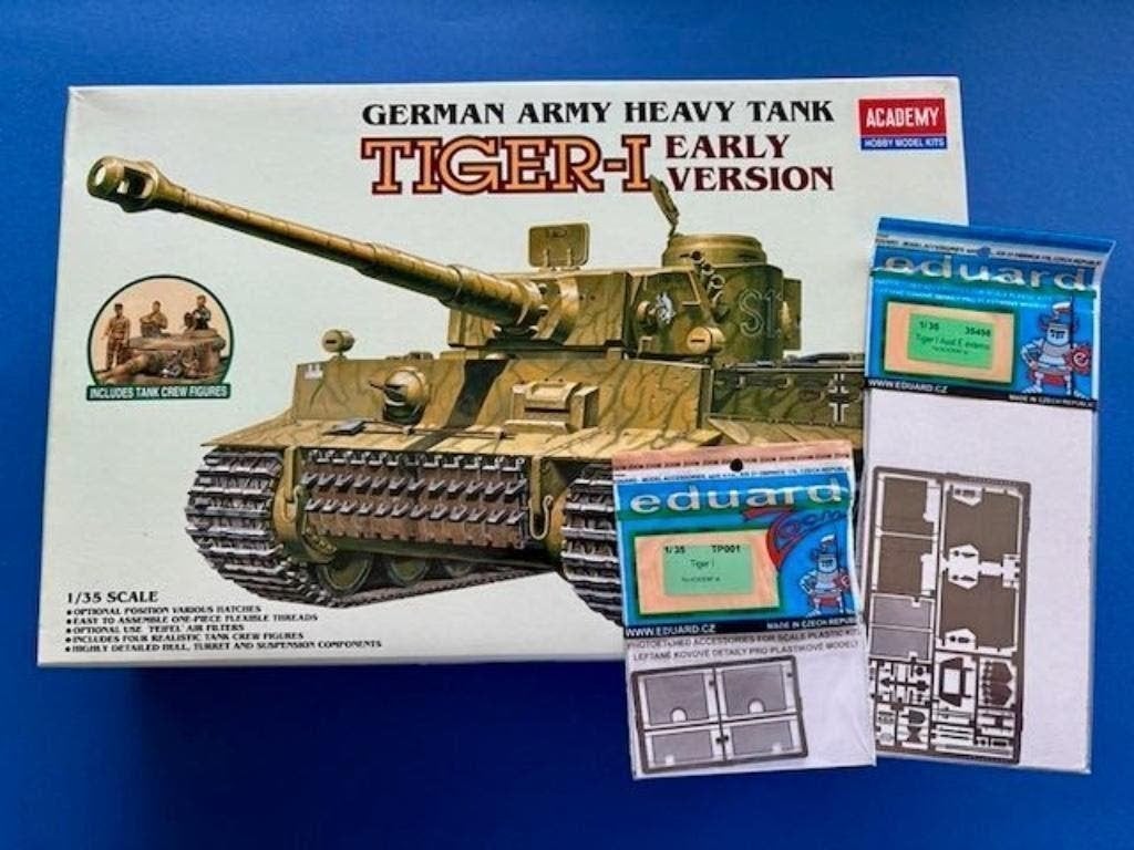 academy	1386	Tiger I (früh)  w/ crew	1/35 & PE sets, Overige merken, Tank, Verzenden, 1:32 tot 1:50