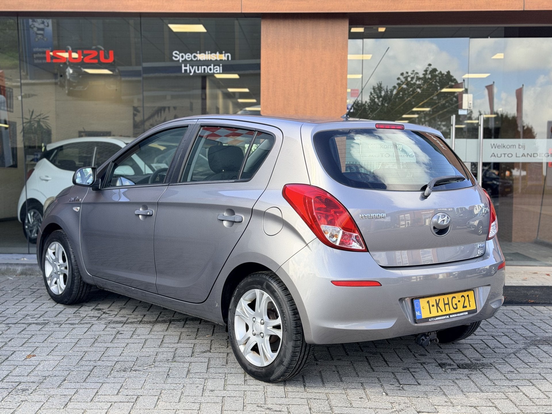 Hyundai i20 1.2i Business Edition | Airco | Trekhaak, Auto's, Gebruikt, 31 €/maand, 4 cilinders, Origineel Nederlands