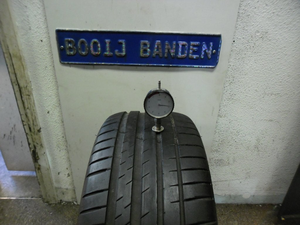 235 45 18 demobanden michelin pilot sport 4 met 7mm profiel, Auto-onderdelen, Banden en Velgen, 18 inch, Banden en Velgen, Ophalen of Verzenden