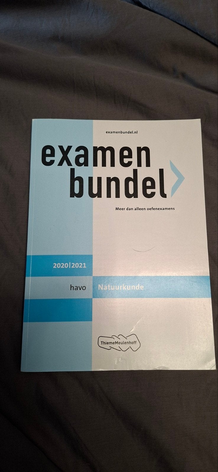 Examenbundel Natuurkunde HAVO 2020/2021, Ophalen of Verzenden, Zo goed als nieuw, HAVO, Natuurkunde
