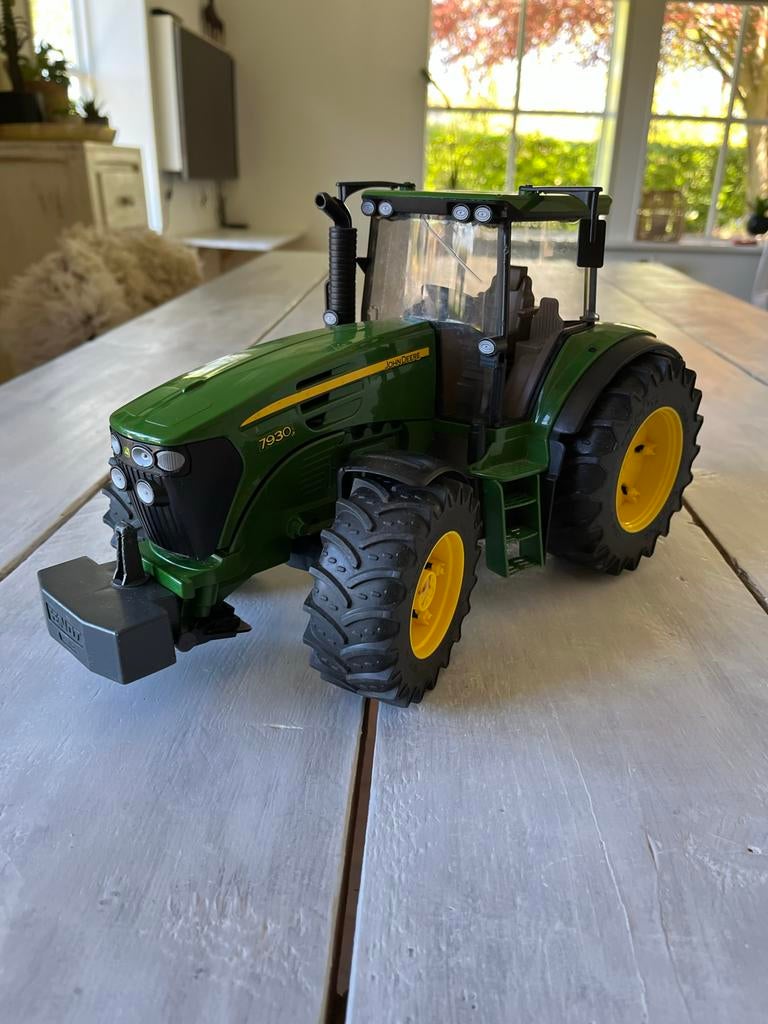 John Deere 7930 Tractor Model - Gedetailleerd Speelgoed, Ophalen of Verzenden, Gebruikt