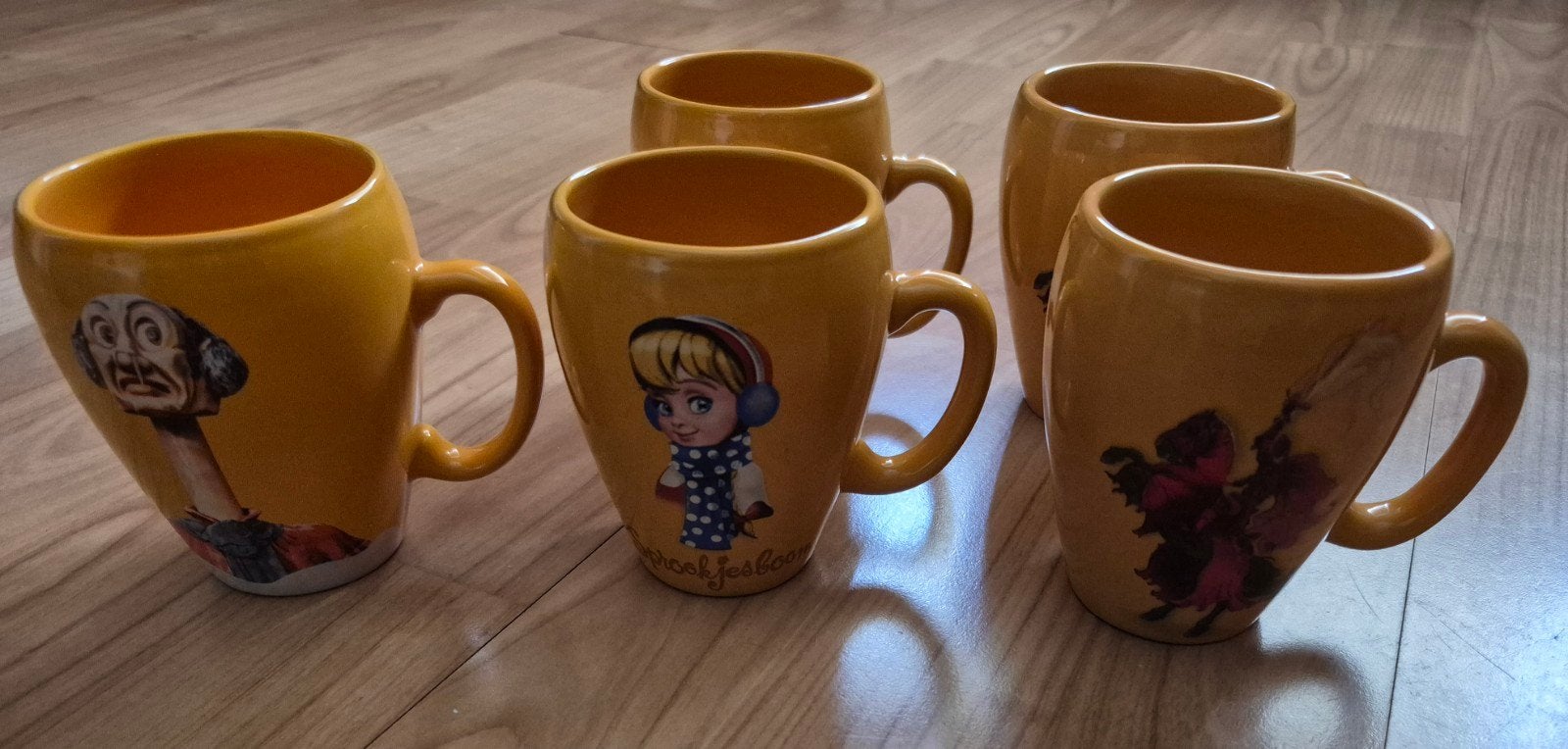 5 Chocomel Efteling Roodkapje Langnek Thomas raveleijn, Huis en Inrichting, Overige merken, Ophalen of Verzenden, Zo goed als nieuw