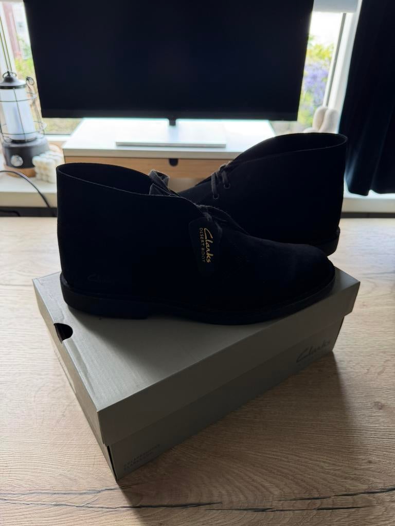 Clarks Desert Boot Evo | Zwart | Maat 44.5, Zwart, Boots, Ophalen of Verzenden, Zo goed als nieuw