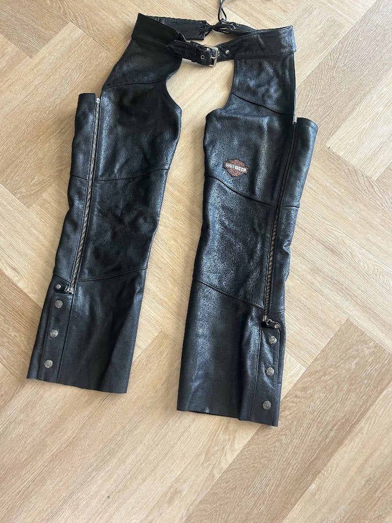 Harley Davidson leren dames chaps broek maat M, Motoren, Broek | leer, Harley Davidson. Origineel., Ophalen of Verzenden, Dames