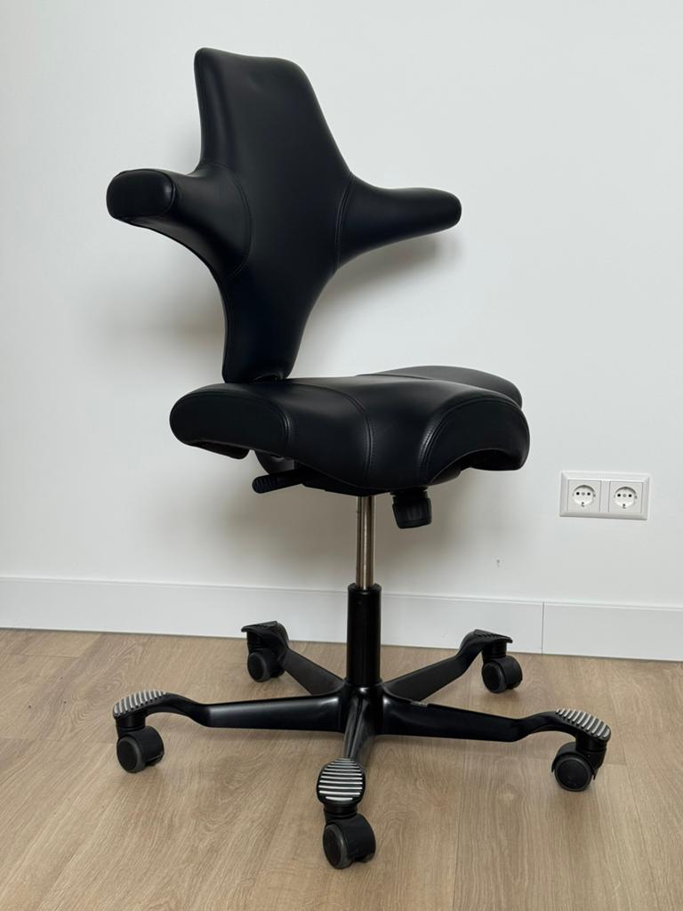 HÅG Capisco 8106 Zwart Leer 150mm, Ophalen, Zwart, Zo goed als nieuw, Bureaukruk