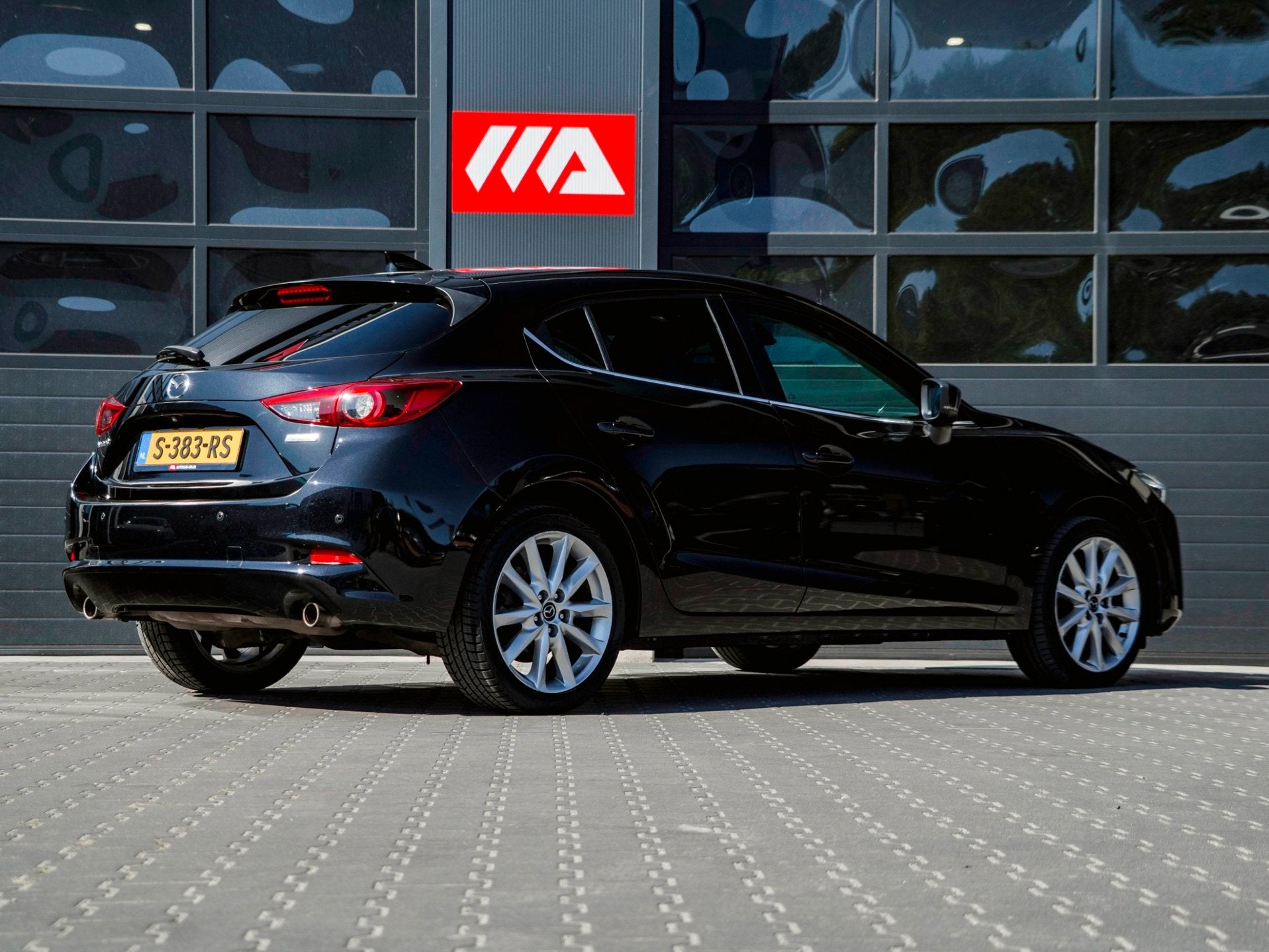 Mazda 3 2.0 SkyActiv-G 120 TS+ | HEAD UP | WINTERPAKKET | CL, Voorwielaandrijving, Stof, Gebruikt, 4 cilinders