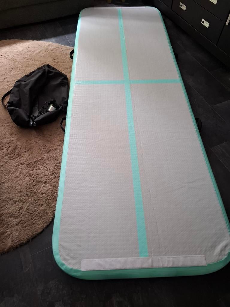 Airtrack turnmat met draagtas en pomp 3x1m, Ophalen of Verzenden, Gebruikt, Materiaal