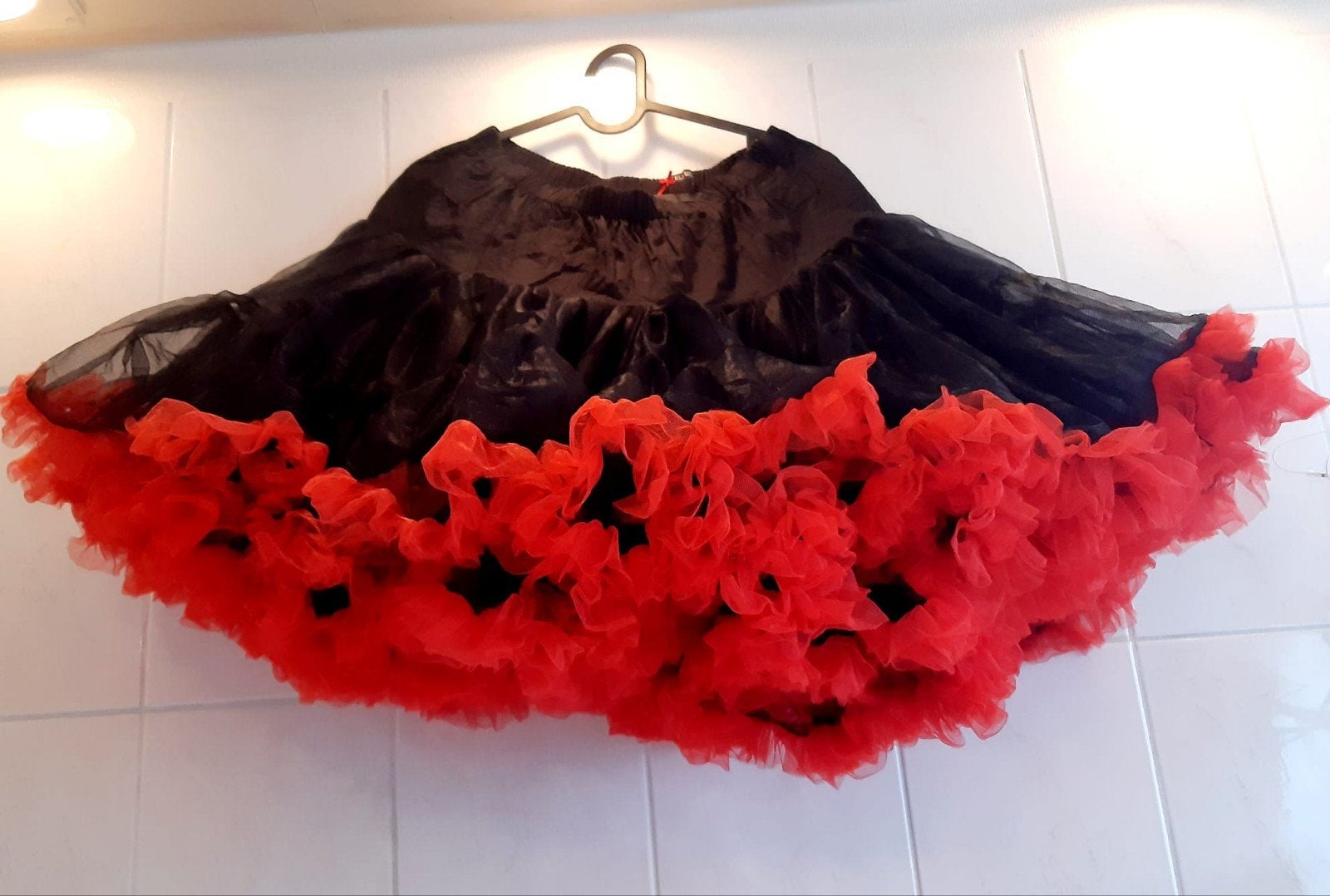 super retro petticoat tutu L/XXL, Verzenden, Zwart, Maat 42/44 (L), Zo goed als nieuw