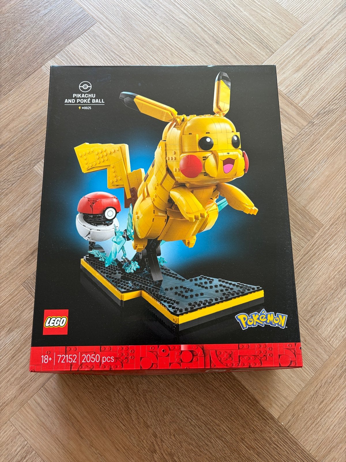 Lego Pikachu 72152 met Wicked Brick display case, Ophalen, Zo goed als nieuw