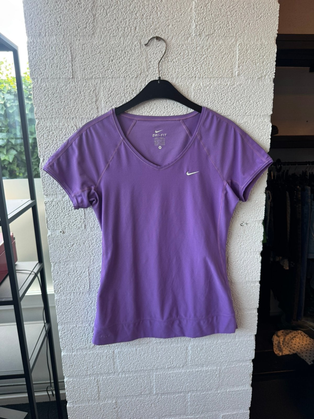 Nike dri fit sportshirt maat M paars, Maat 38/40 (M), Paars, Ophalen of Verzenden, Zo goed als nieuw