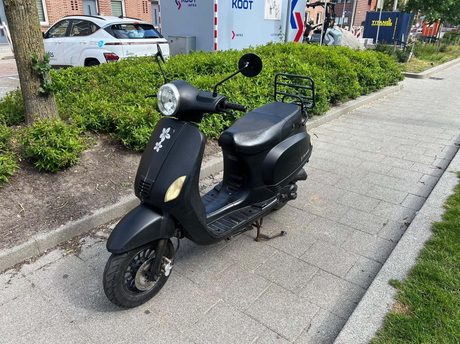 Vespa Look | 2017 | Start Rijd Remt goed | tym agm btc berin, Ophalen of Verzenden, Zo goed als nieuw, Benzine, Vespa