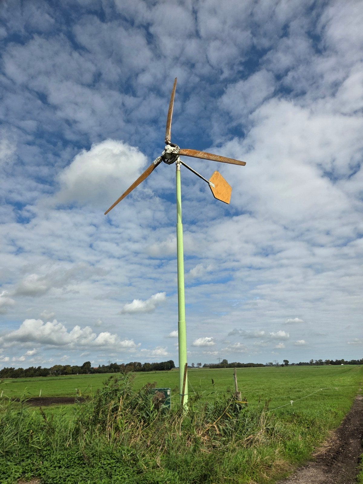 EAZ-Twaalf windmolen 15 kW (compleet), Ophalen, Gebruikt