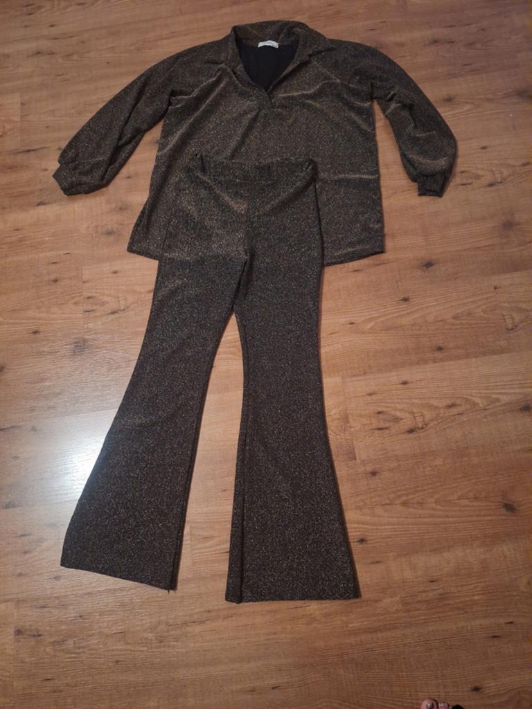 Glitter set / co-ord set dames – one size – bieden vanaf €35, Maat 38/40 (M), Kostuum of Pak, Overige kleuren, Ophalen of Verzenden