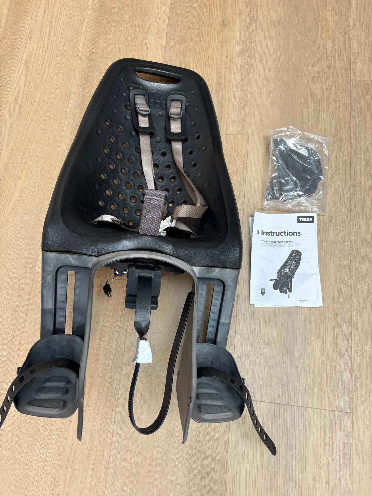 Thule Yepp Maxi Easyfit Achterzitje Fietszitje, Fietsen en Brommers, Fietsaccessoires | Fietsstoeltjes, Achterzitje, Ophalen, 15 t/m 25 kg