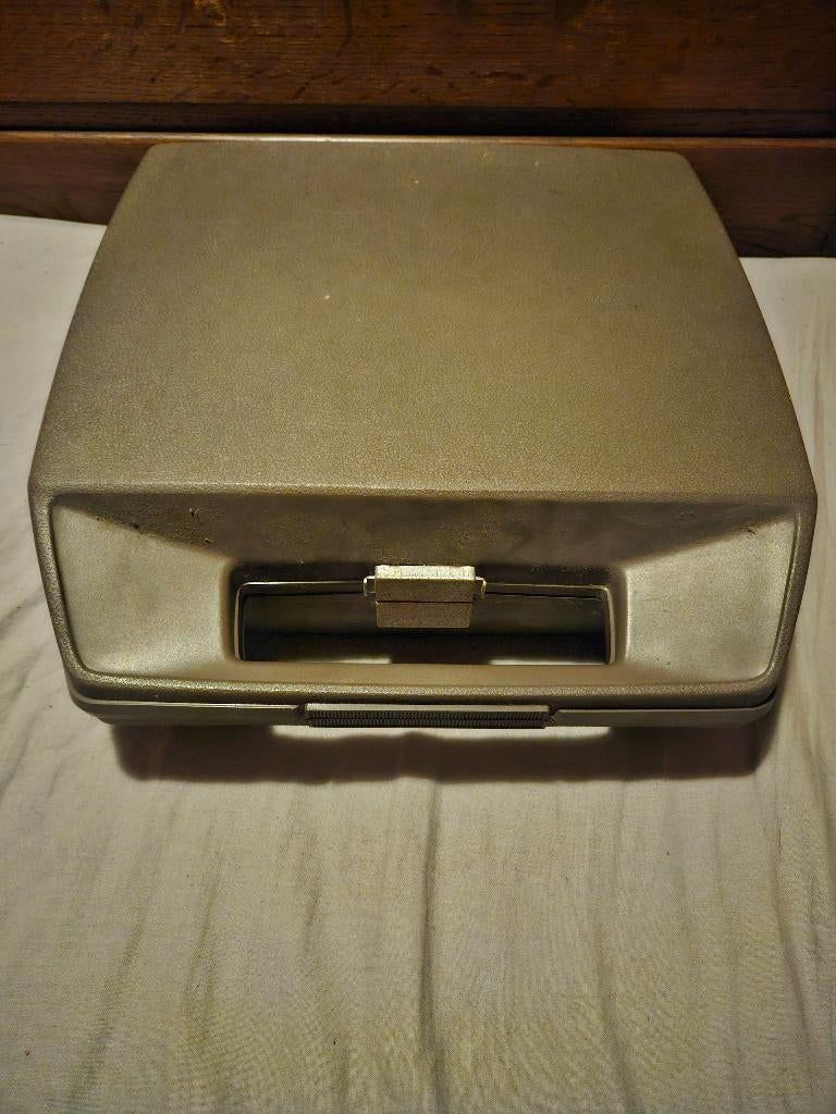 Vintage gele Vendex 1500 TR typemachine met koffer – Werkend, Ophalen, Zo goed als nieuw