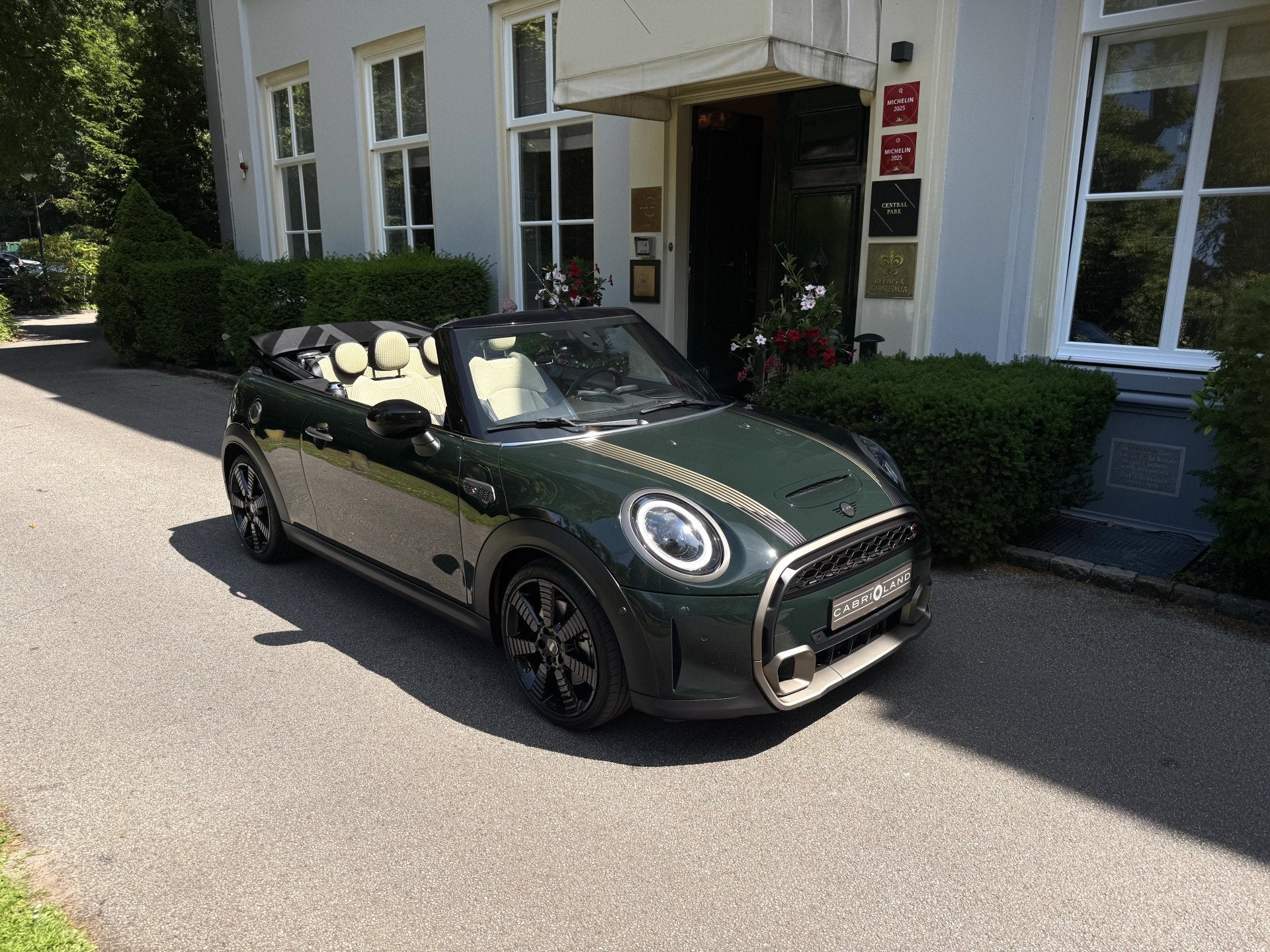 MINI Cabrio 2.0 Cooper S, Resolute, H/K, CarPlay (bj 2023), Auto's, 1998 cc, Gebruikt, 4 cilinders, Origineel Nederlands