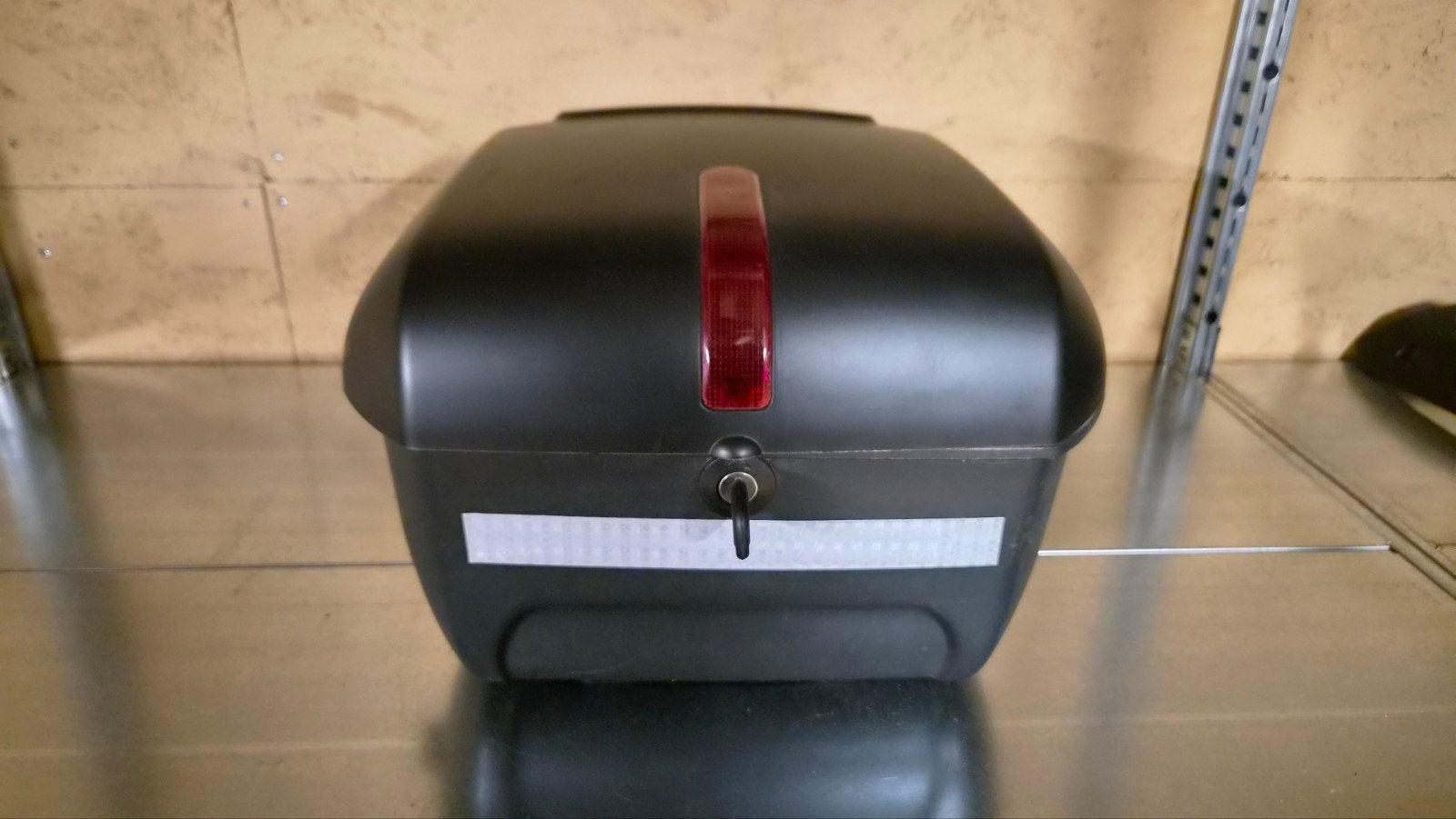 Topkoffer scooter/motor met bevestigingsmateriaa, Gebruikt, Onbekend, Ophalen of Verzenden, Onbekend