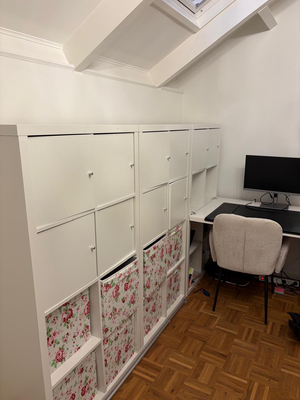 Titel: IKEA KALLAX opbergkasten met bureau – wit, Huis en Inrichting, Ophalen, Gebruikt