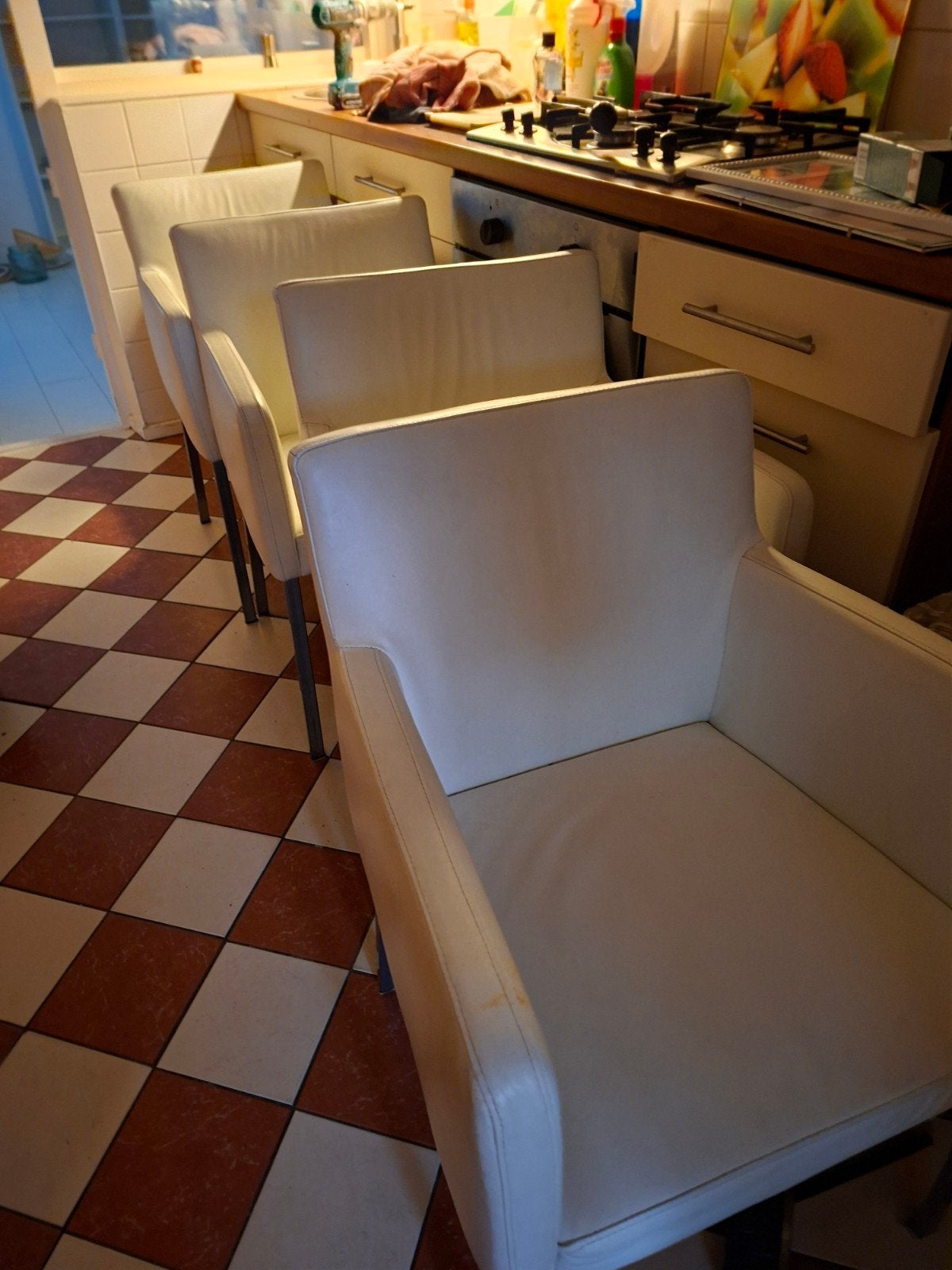leren creme eetstoelen, Gebruikt, Overige kleuren, Leer, Ophalen of Verzenden