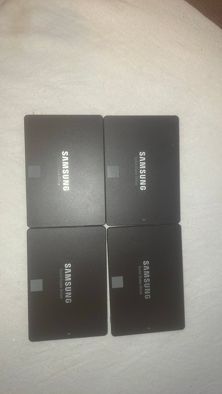 4x Samsung 860 EVO 250GB SSD's - Zo goed als nieuw, Computers en Software, Intern, Server, Ophalen of Verzenden, Zo goed als nieuw