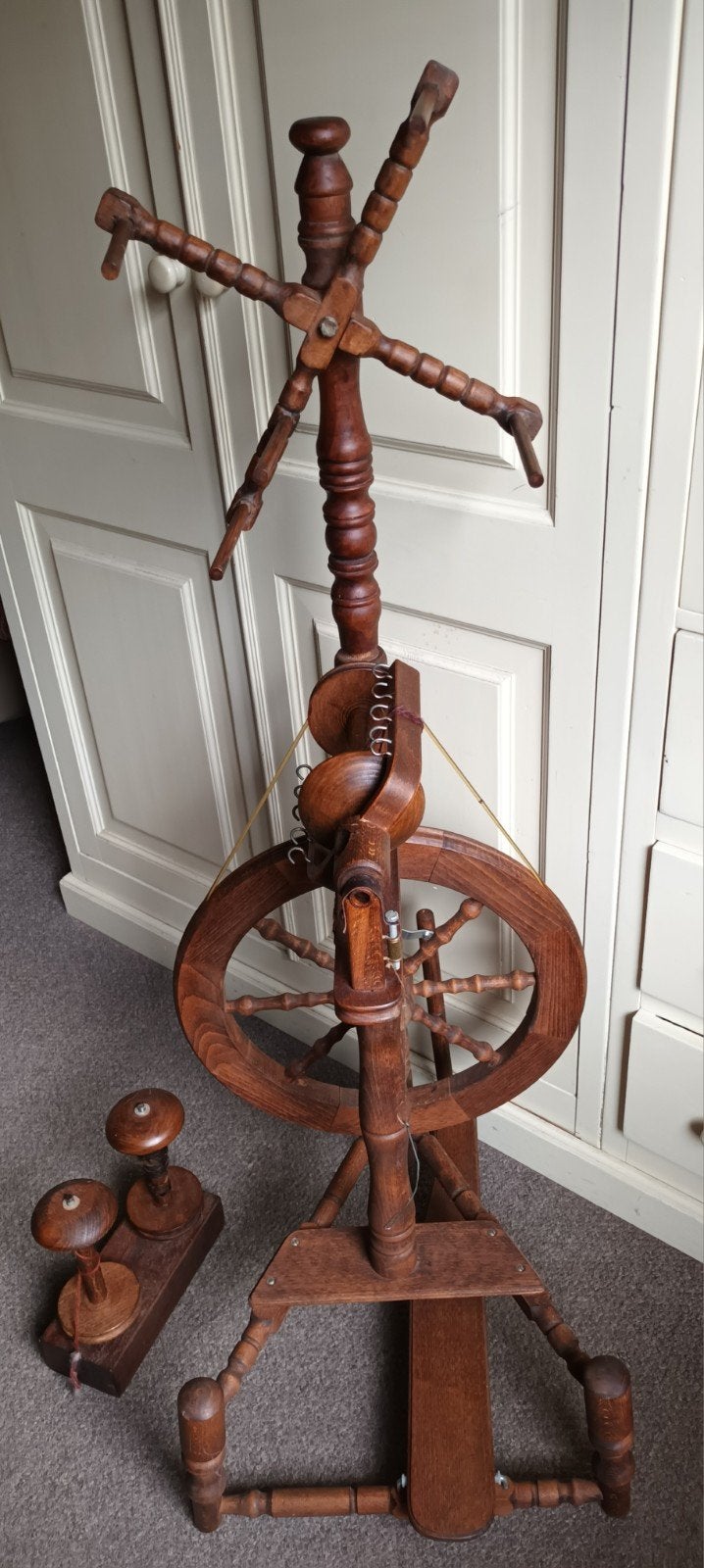 Spinnewiel met accessoires, Hobby en Vrije tijd, Spinnewielen en Spinnen, Ophalen, Gebruikt, Spinnewiel