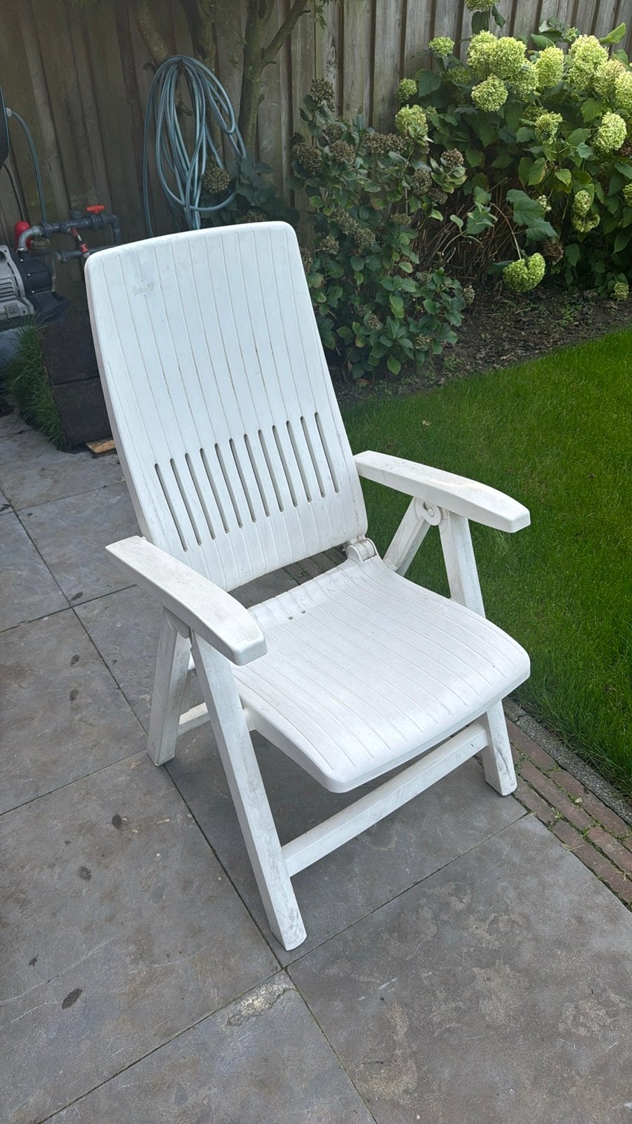 4 Hartman witte tuinstoelen, Tuin en Terras, Ophalen, Gebruikt, Kunststof, Inklapbaar