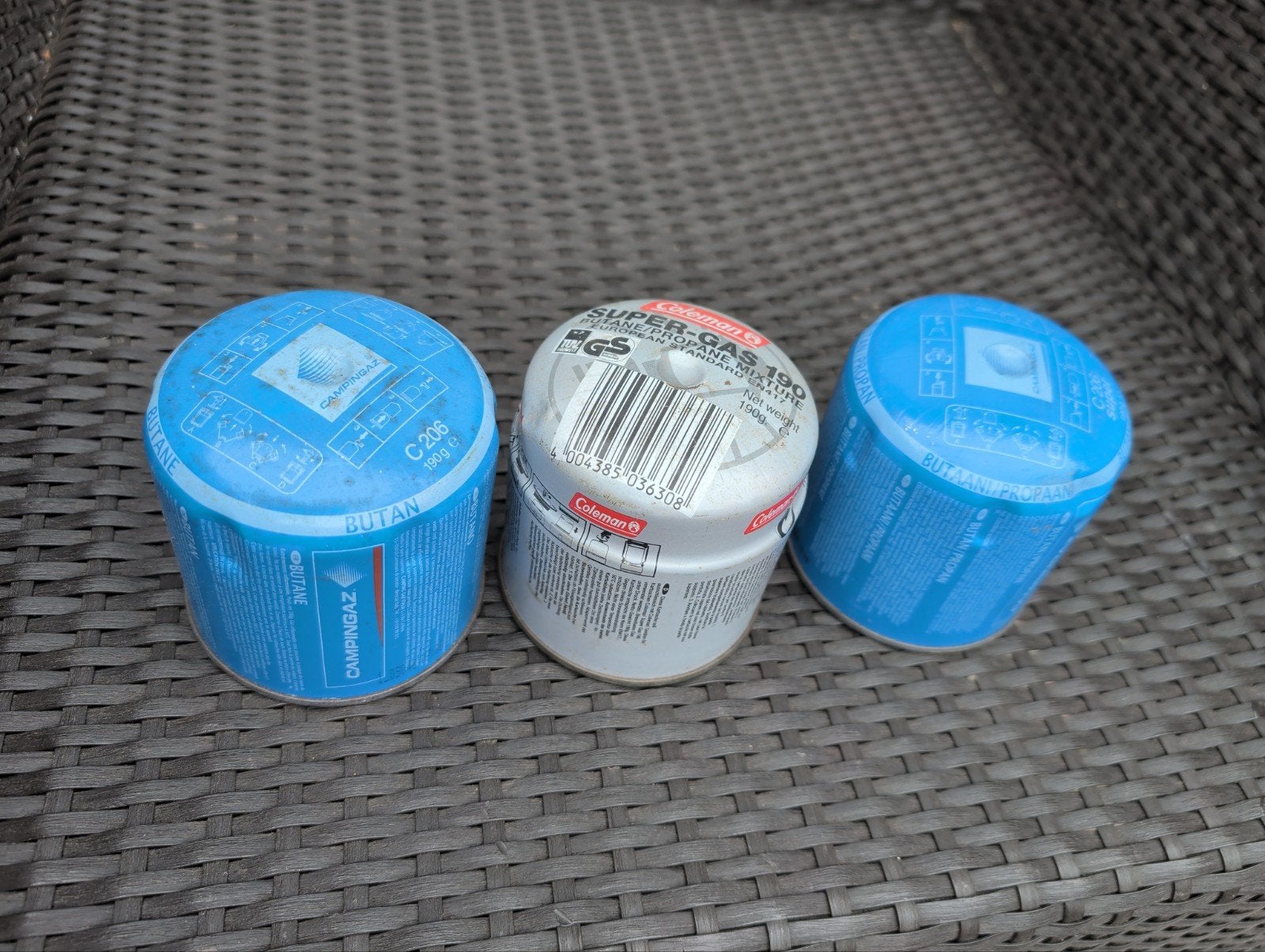 Gasflesjes: 1x Coleman Super-Gas 190, 2x Campingaz C206, Ophalen, Nieuw