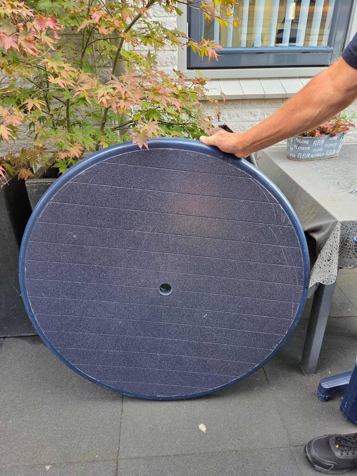 gratis op te halen blauwe ronde Hartman tuintafel, Tuin en Terras, Tuintafels, Ophalen, Gebruikt