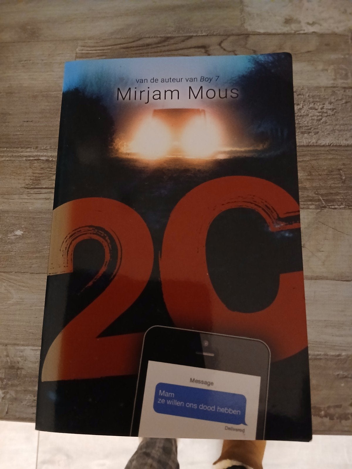 2C - Mirjam Mous (van de auteur van Boy 7), Ophalen of Verzenden, Zo goed als nieuw, Mirjam Mous