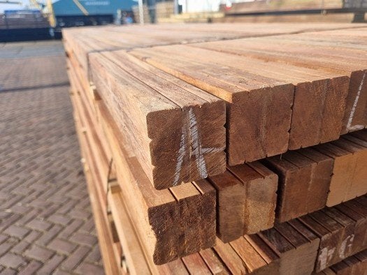30 hardhouten palen 65x65 mm / 2.70 m lang - nr: HB21, Ophalen, Palen, Nieuw, Hardhout
