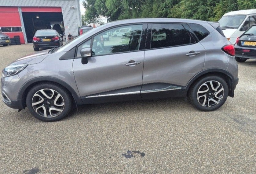 Foto 6 van Renault Captur AUTOMAAT 1.2 TCE 120 EDC 2014 Grijs